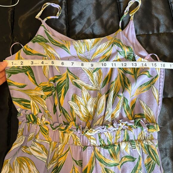 J.O.A. Raya Lavender Floral Print Midi Dress Size Medium - Picture 9 of 10